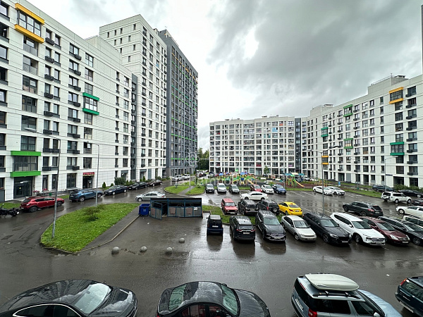 город Москва, бульвар Академика Ландау, дом 5, корпус 1