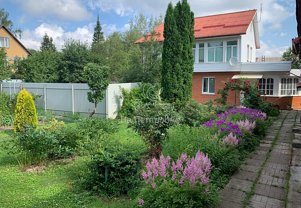 Московская область, дачный посёлок Снегири, городской округ Истра, Тургеневский проезд